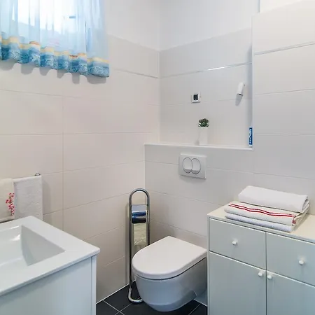 Vesna Kandlerova Apartament *